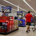 Bill Gates pulls $818M from Berkshire to buy this giant